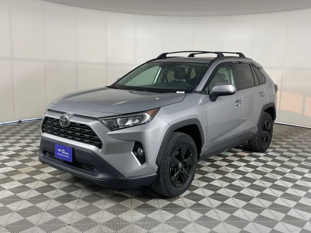 Used 2021 Toyota RAV4 XLE w/ Convenience Package AWD/4WD image 1