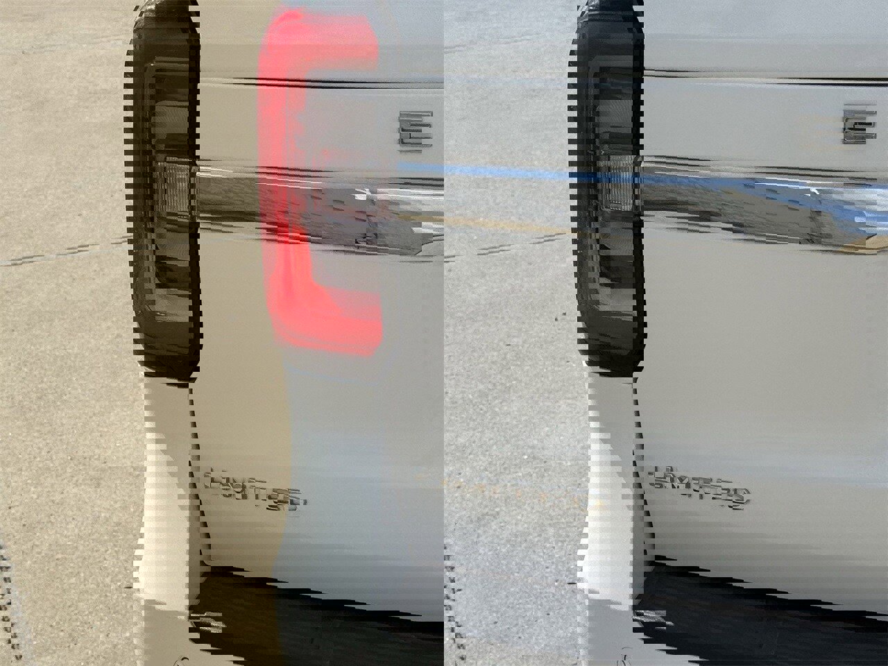 Certified 2024 Ford Expedition Max Limited image 8