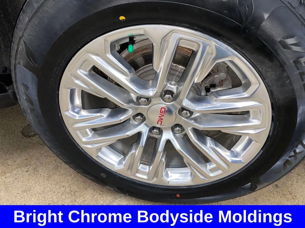 Used 2023 GMC Yukon XL SLT image 16