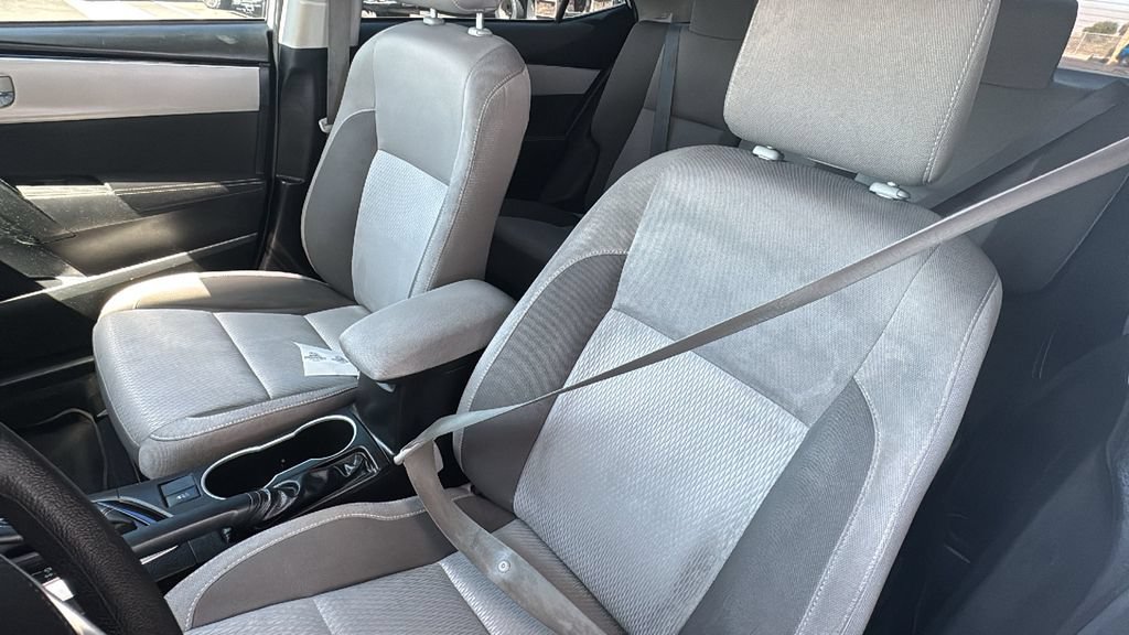 Used 2019 Toyota Corolla LE w/ Carpet Mat Package (TMS) FWD image 22