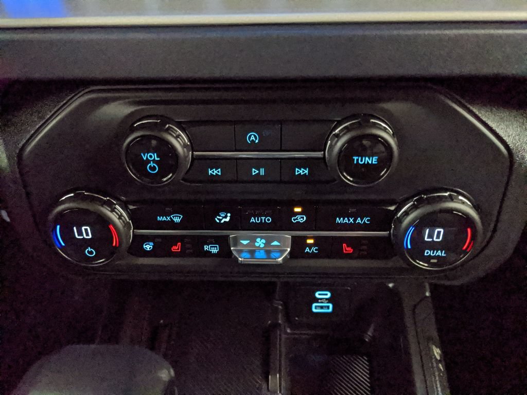 Certified 2025 Ford Bronco Outer Banks AWD/4WD image 10