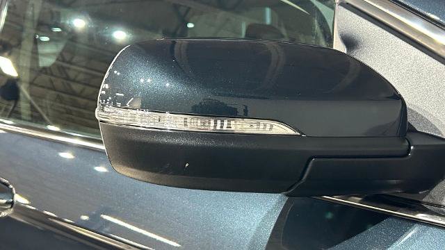Certified 2024 Ford Edge Titanium AWD/4WD image 12