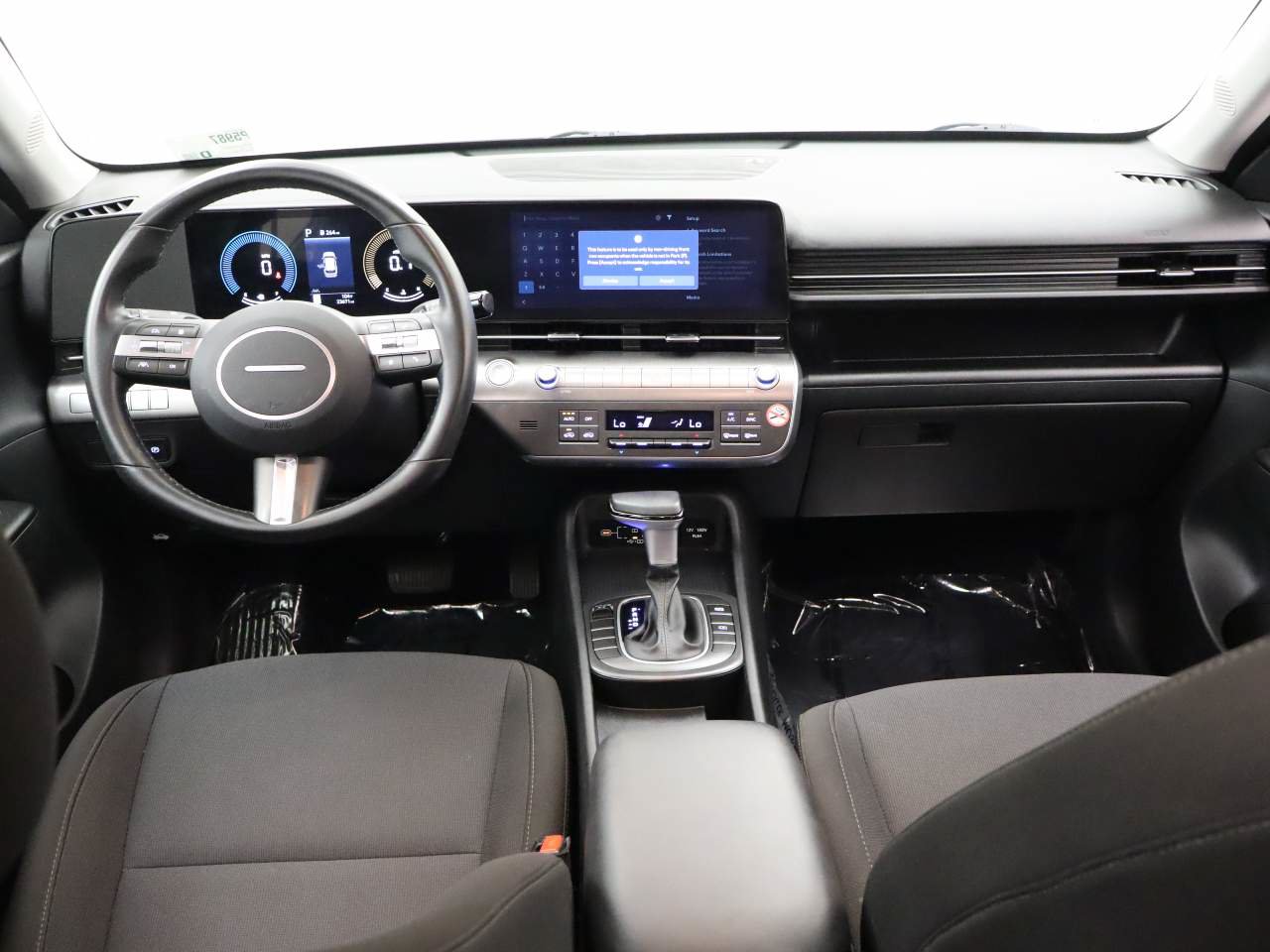 Used 2025 Hyundai Kona SEL FWD image 15