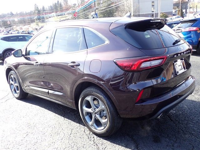 Certified 2023 Ford Escape ST-Line w/ Tech Pack #1 image 5