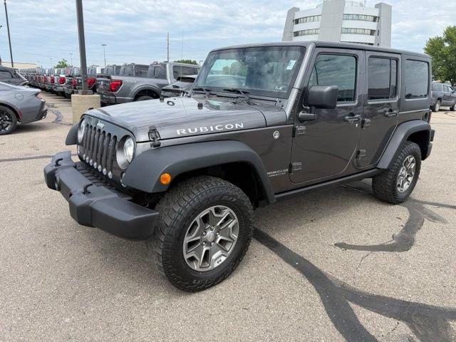 Used 2017 Jeep Wrangler Unlimited Rubicon w/ Connectivity Group AWD/4WD image 6
