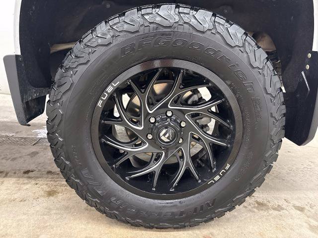 Used 2025 Chevrolet Silverado 1500 W/T w/ WT Value Package AWD/4WD image 21