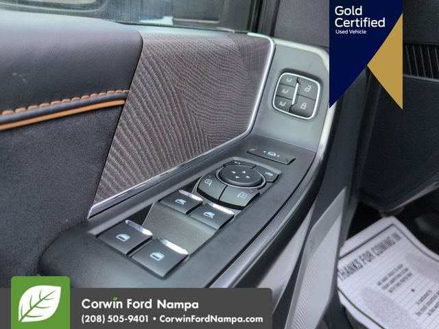 Certified 2024 Ford F350 Platinum w/ FX4 Off-Road Package AWD/4WD image 13
