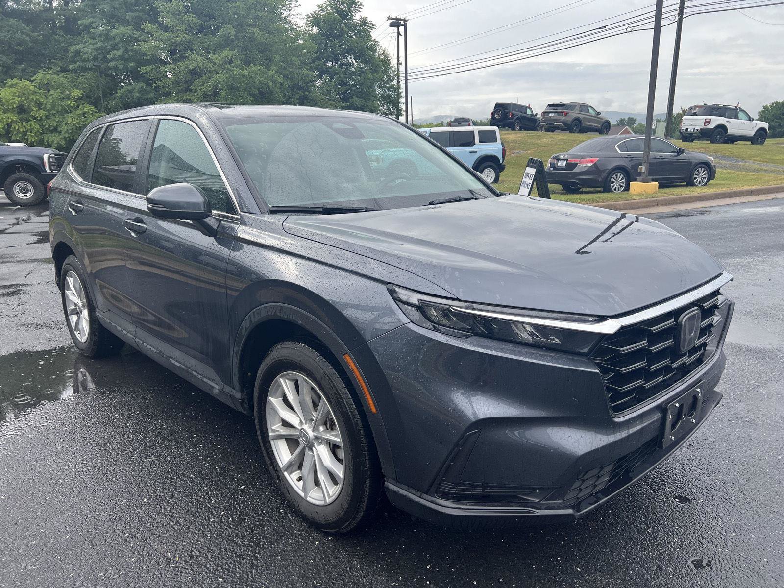 Used 2025 Honda CR-V EX image 7