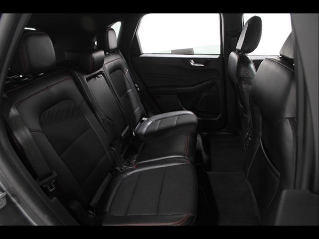 Certified 2025 Ford Escape ST-Line image 19