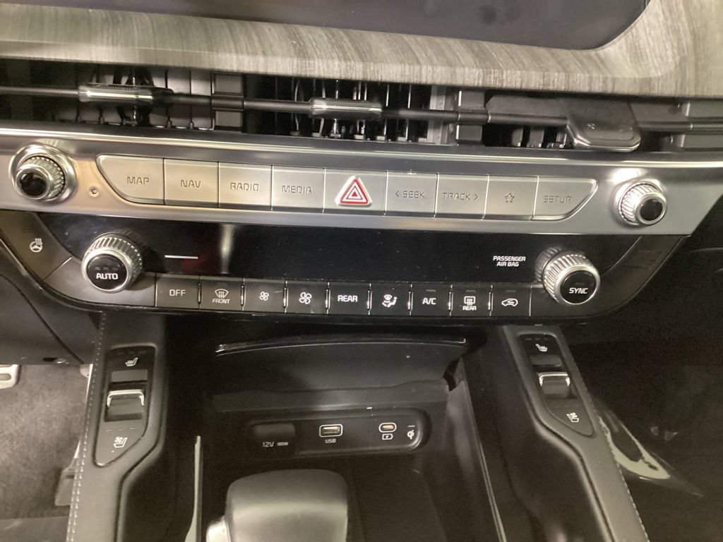 Used 2024 Kia Telluride SX Prestige X-Pro AWD/4WD image 19