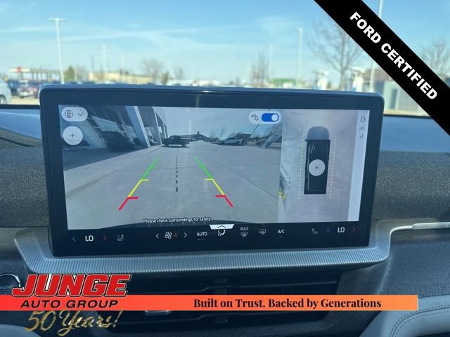 Certified 2025 Ford Explorer Platinum w/ LUX Leather Package image 35