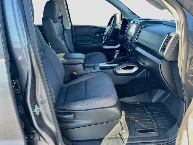Used 2022 Nissan Frontier SV AWD/4WD image 35