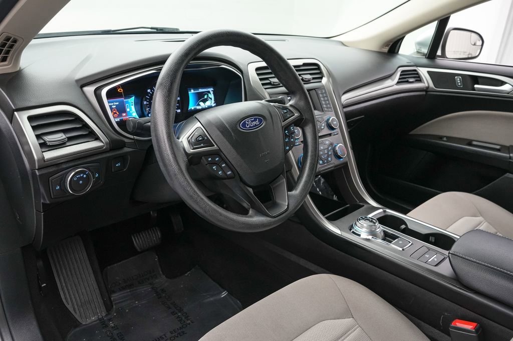 Certified 2018 Ford Fusion S FWD image 12