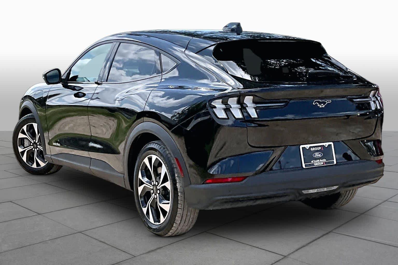 Certified 2025 Ford Mustang Mach-E Select AWD/4WD image 11