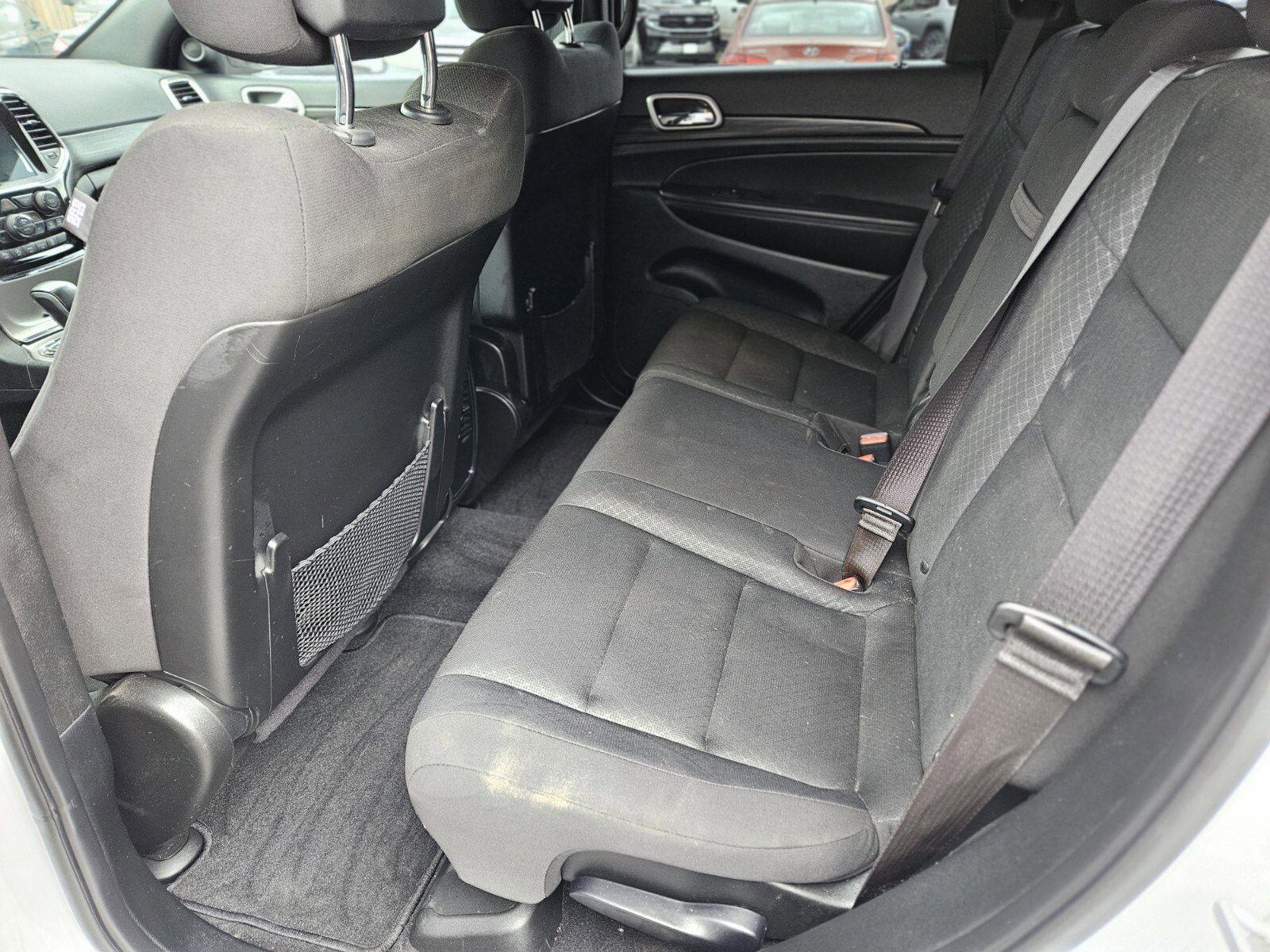 Used 2022 Jeep Grand Cherokee Laredo E image 17