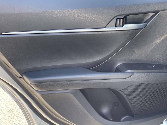 Used 2024 Toyota Camry SE w/ Convenience Package FWD image 9