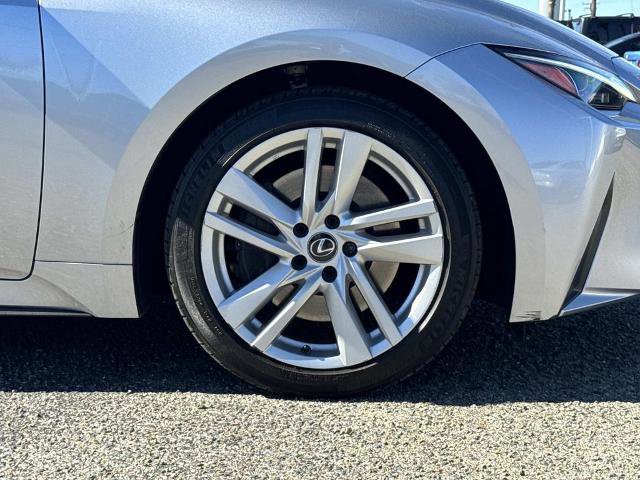Used 2023 Lexus IS 300 w/ Comfort Package image 31