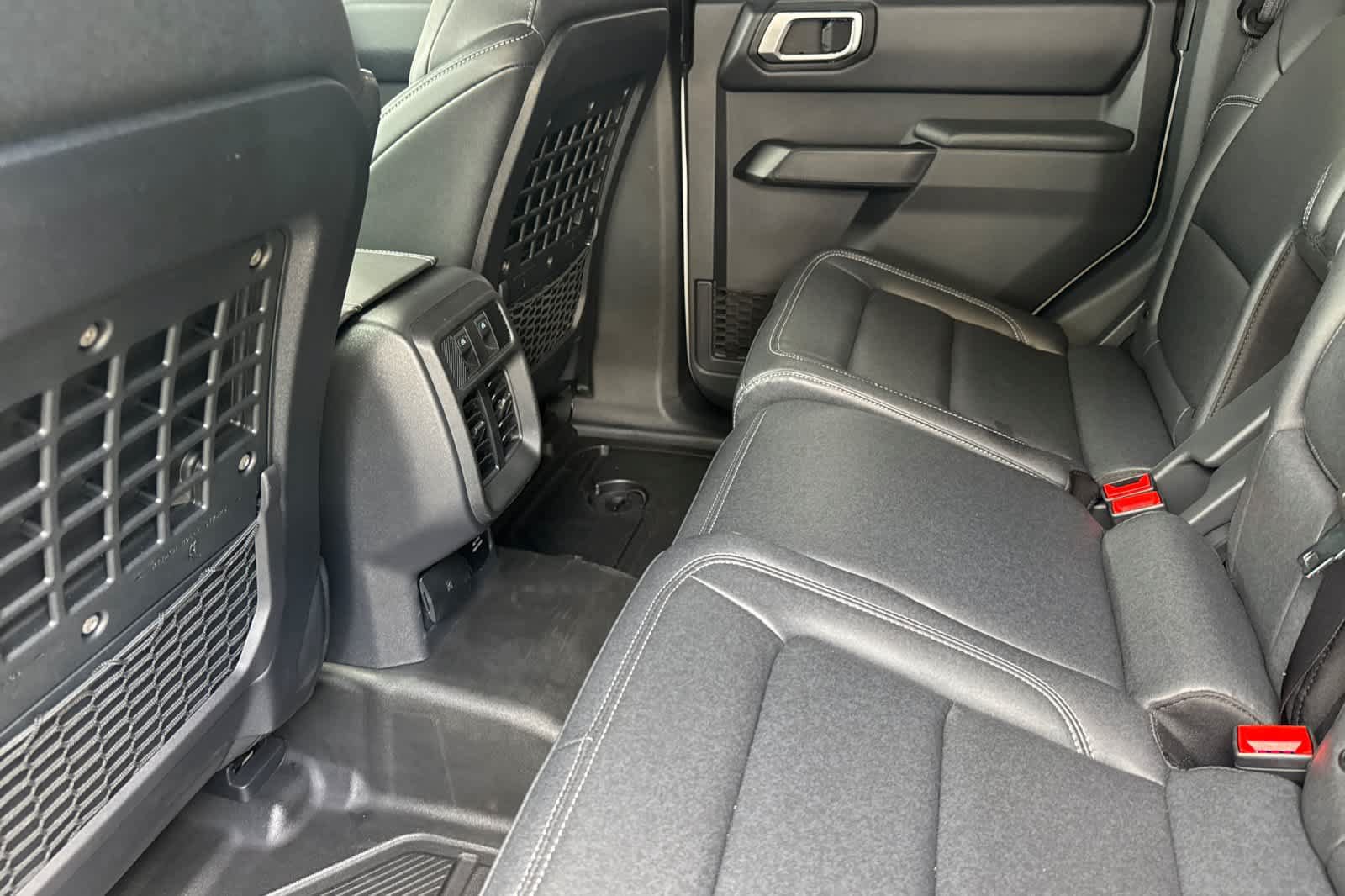 Certified 2026 Ford Bronco Badlands AWD/4WD image 4