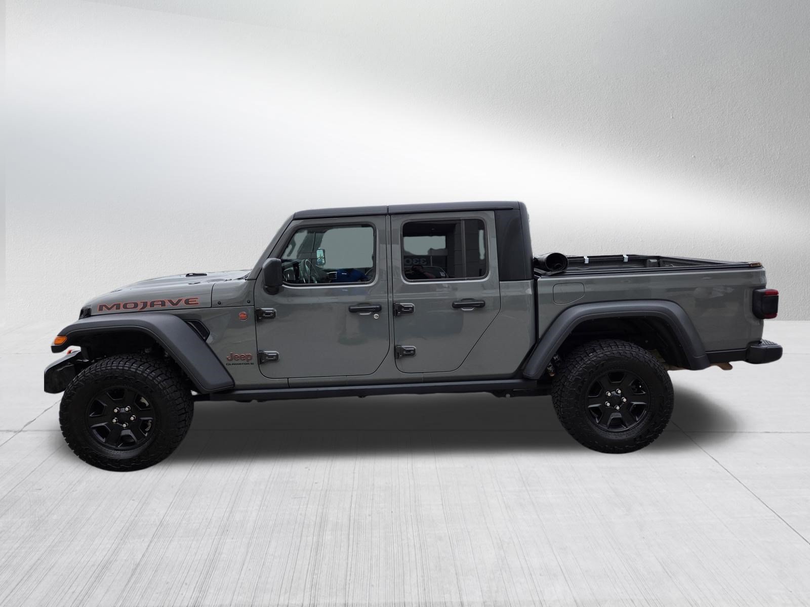 Used 2023 Jeep Gladiator Mojave w/ LED Lighting Group AWD/4WD image 4