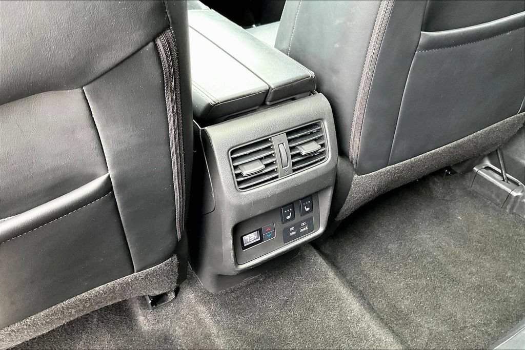 Used 2021 Nissan Rogue Platinum FWD image 12