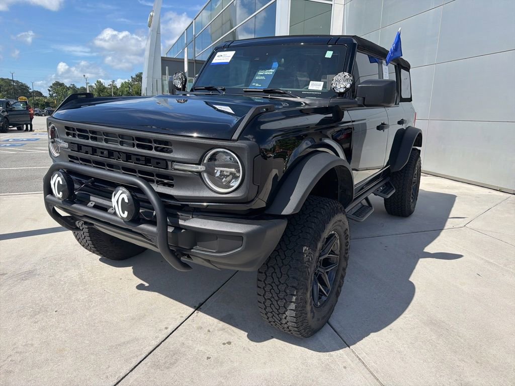 Certified 2025 Ford Bronco 4-Door w/ Sasquatch Package AWD/4WD image 3