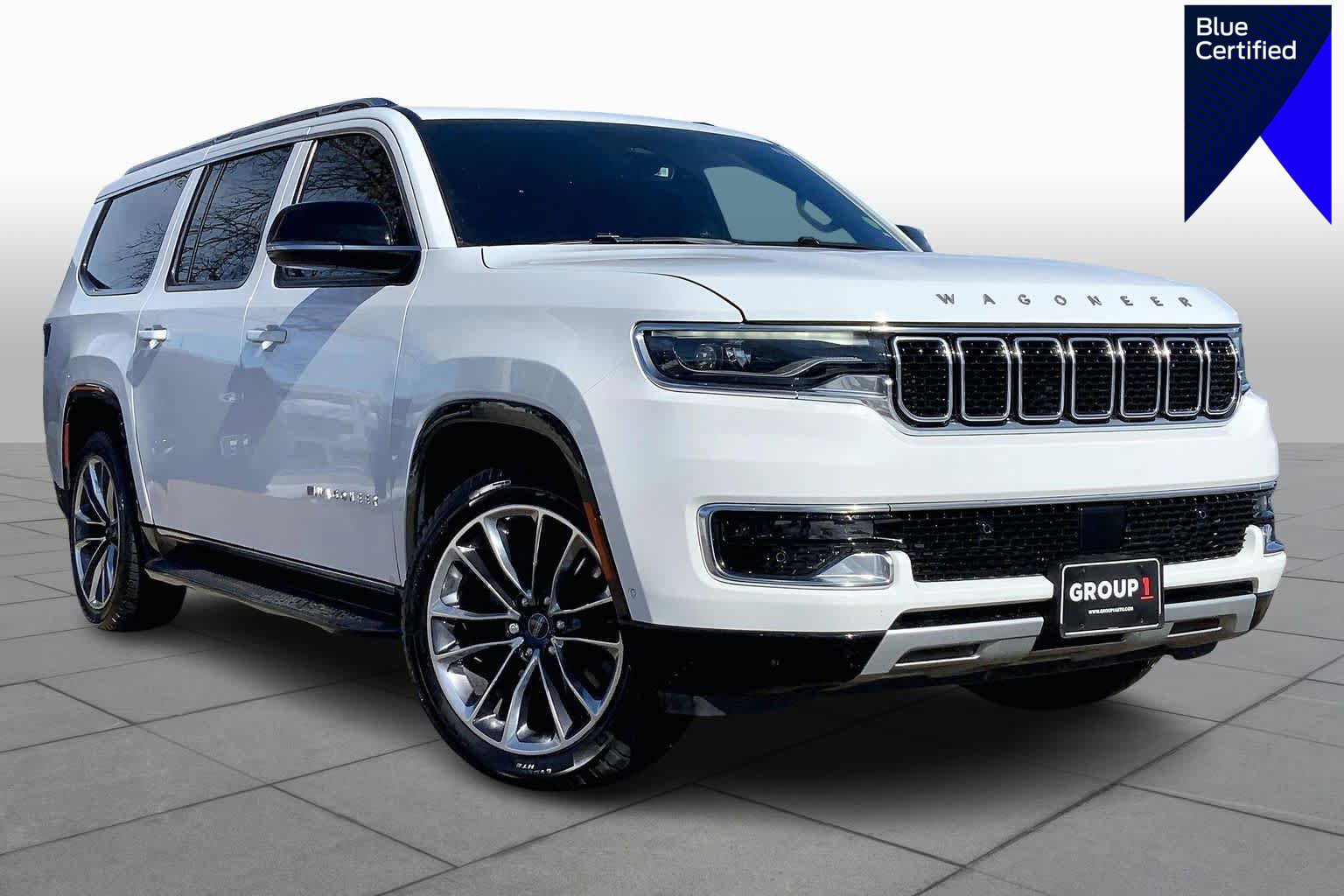 Used 2023 Jeep Wagoneer L Series II w/ Premium Group I image 1