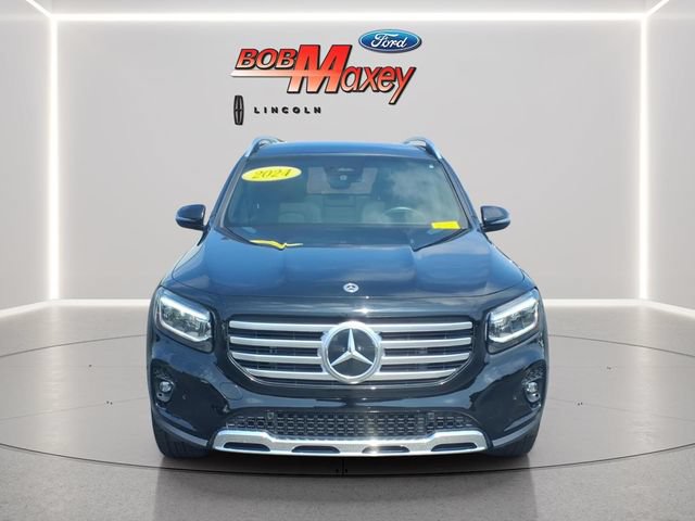 Used 2024 Mercedes-Benz GLB 250 4MATIC w/ Exclusive Package image 2