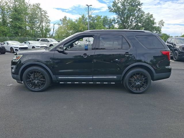 Certified 2017 Ford Explorer XLT w/ Equipment Group 202A AWD/4WD image 7
