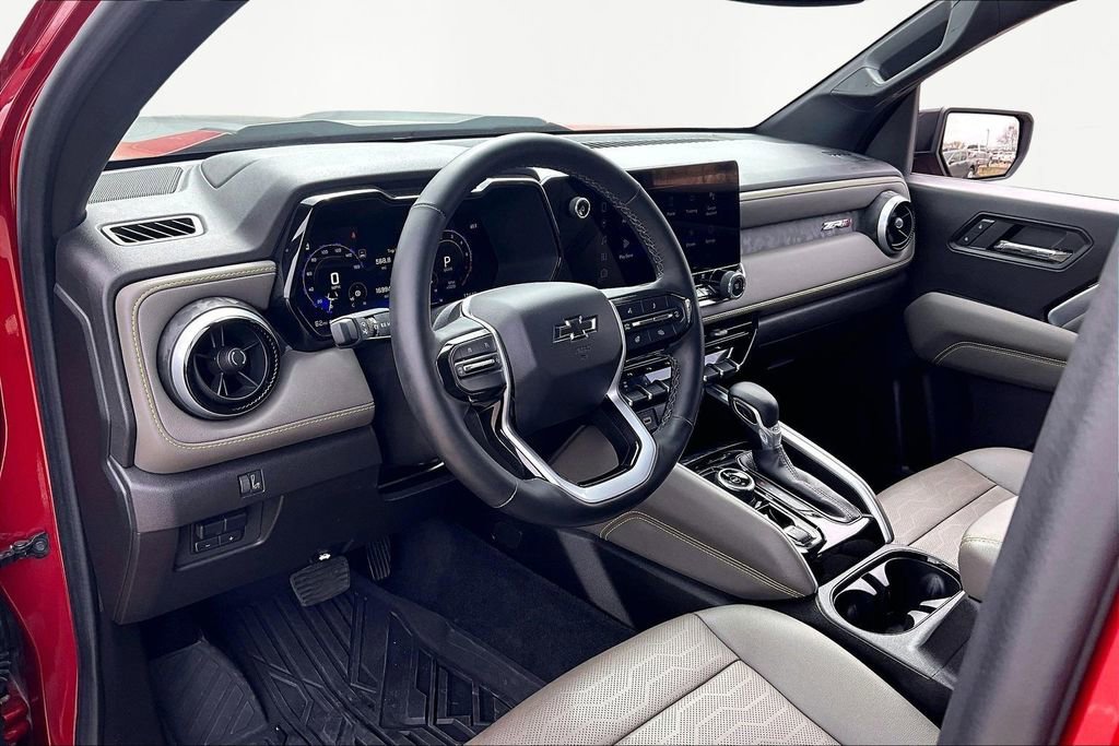 Used 2023 Chevrolet Colorado ZR2 w/ ZR2 Convenience Package III image 14