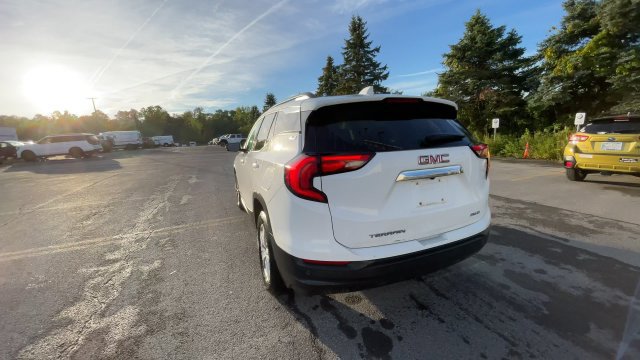 Used 2019 GMC Terrain SLE w/ Driver Convenience Package AWD/4WD image 8