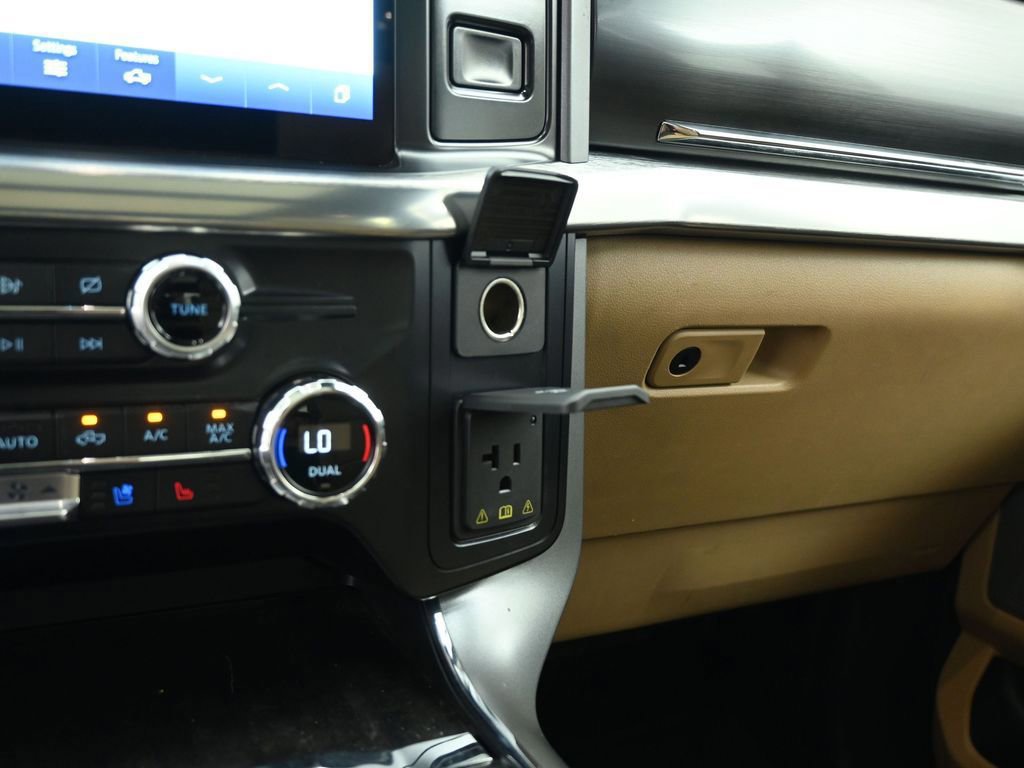 Certified 2021 Ford F150 Lariat w/ Equipment Group 502A High image 44