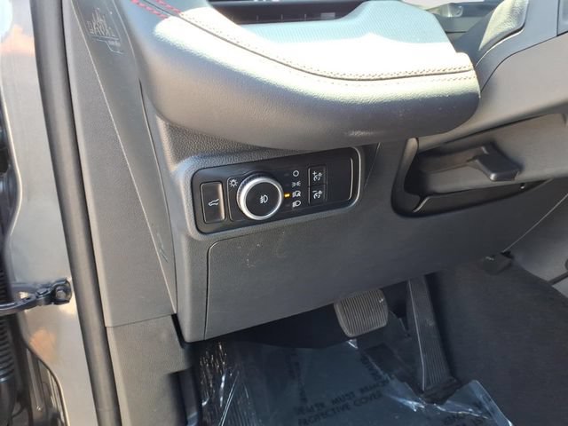 Certified 2025 Ford Explorer ST-Line w/ ST-Line Street Pack AWD/4WD image 19
