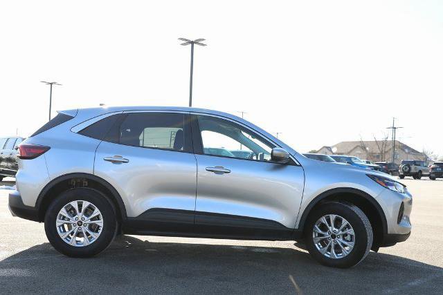 Certified 2024 Ford Escape Active w/ Tech Pack #2 image 2