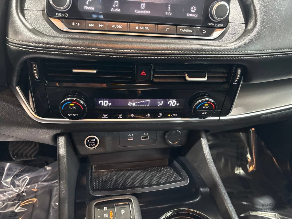 Used 2022 Nissan Rogue SV AWD/4WD image 17