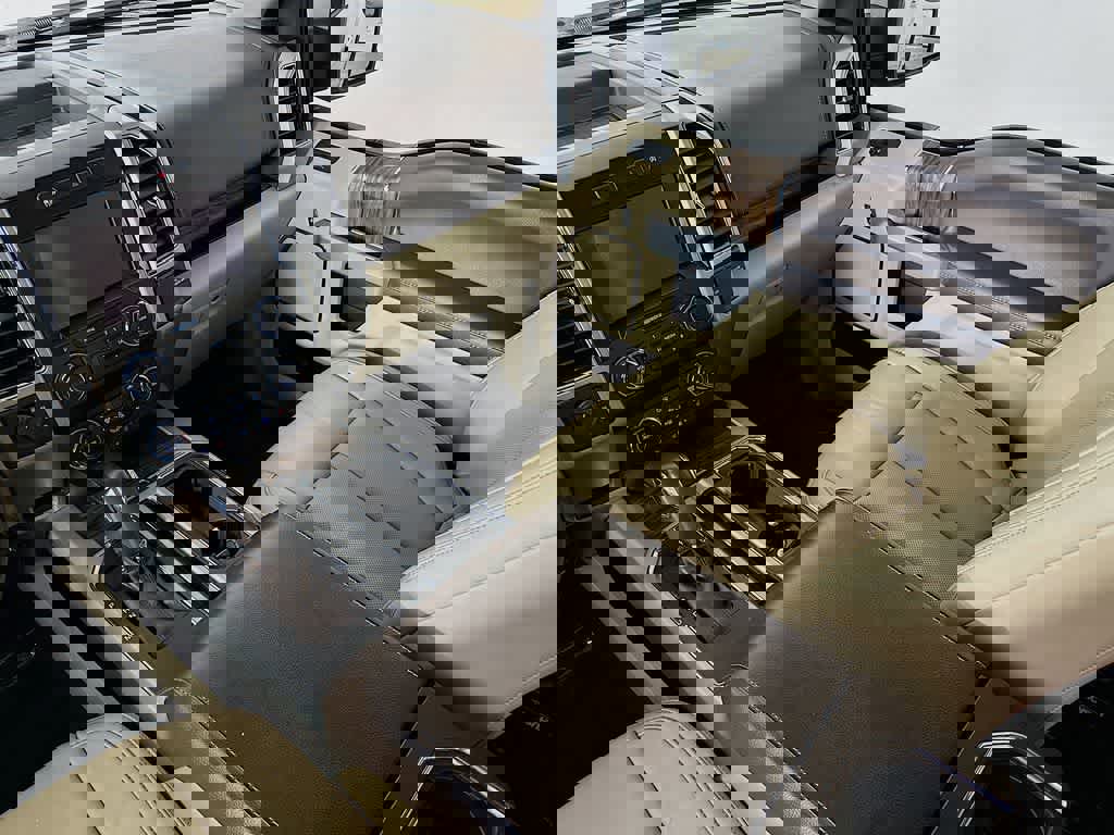 Certified 2019 Ford F150 Lariat image 14