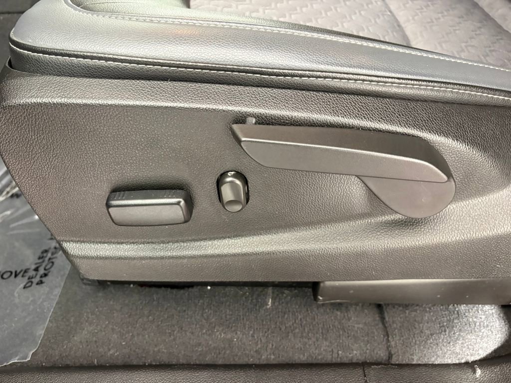 Used 2019 Chevrolet Colorado Z71 image 15