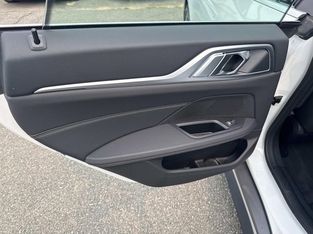 Used 2024 BMW i4 xDrive40i image 17