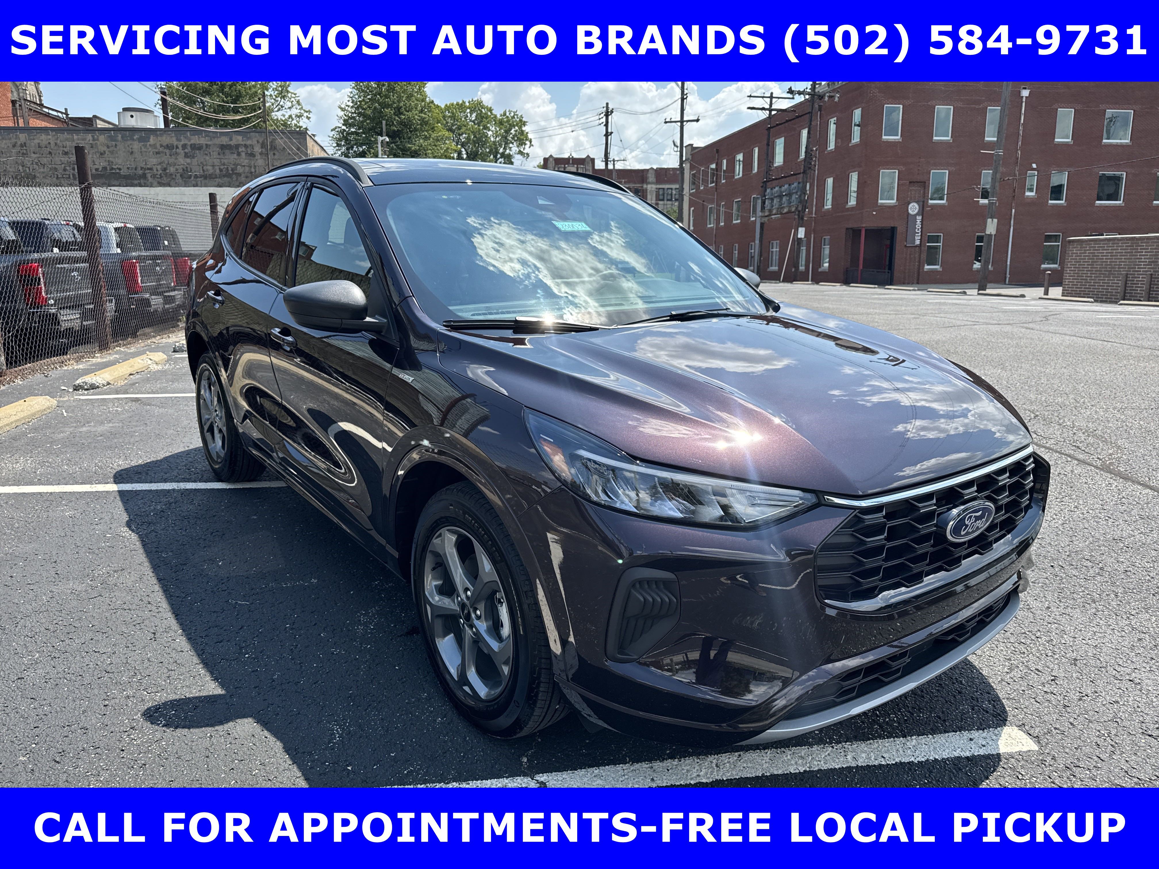 Certified 2023 Ford Escape ST-Line w/ Tech Pack #1 image 4