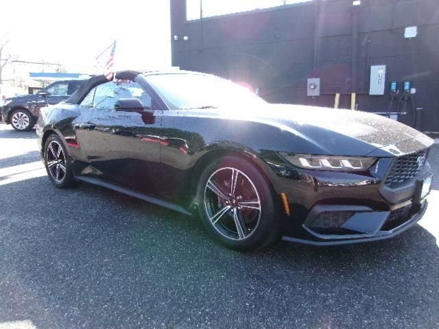 Certified 2025 Ford Mustang Premium RWD image 3