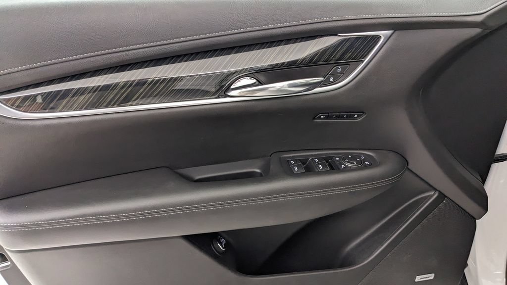 Used 2020 Cadillac XT6 Premium Luxury AWD/4WD image 28