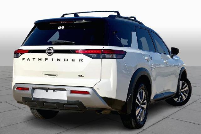 Used 2023 Nissan Pathfinder SL w/ Lighting Package (N92) image 4