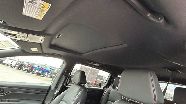 Used 2025 Honda Odyssey Sport-L image 25