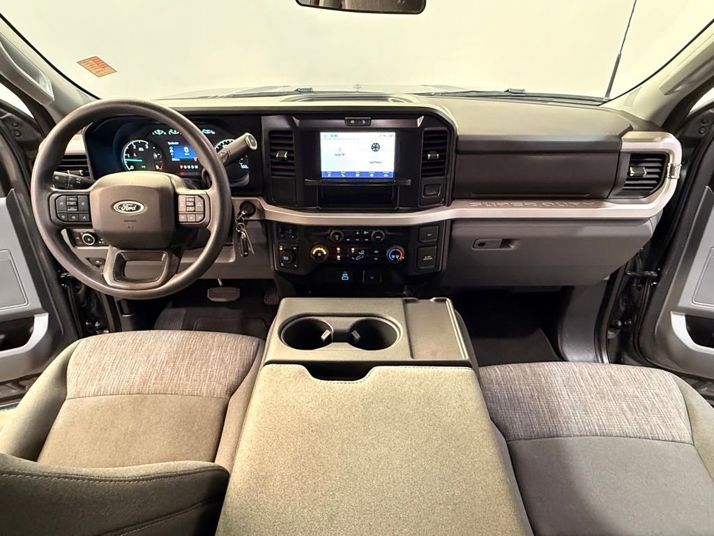 Certified 2025 Ford F250 XLT w/ FX4 Off-Road Package image 18