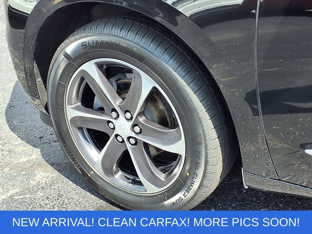 Used 2020 Buick Enclave Essence w/ Sport Touring Edition FWD image 29