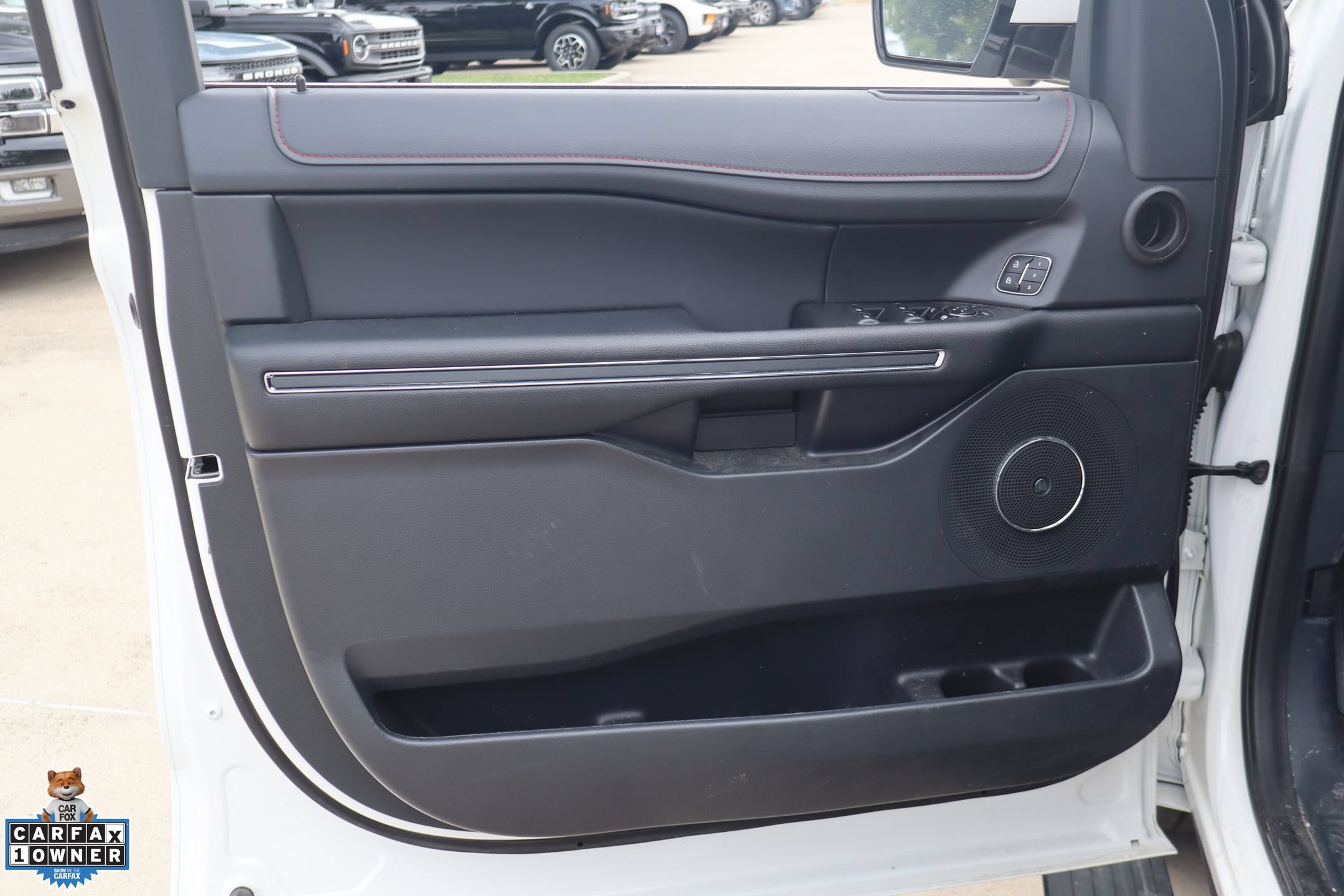 Certified 2024 Ford Expedition Limited AWD/4WD image 12