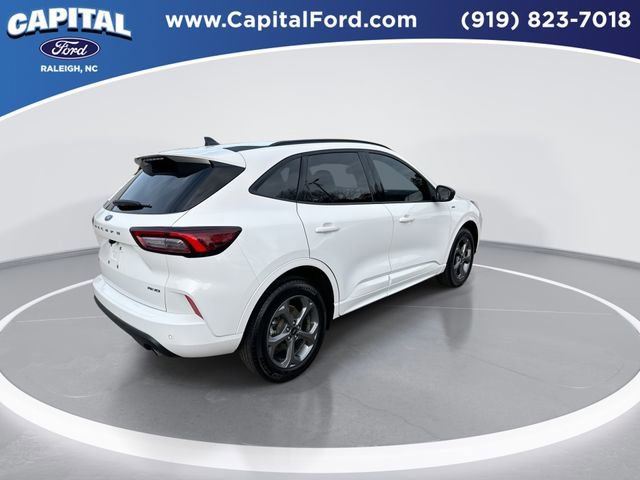 Certified 2023 Ford Escape ST-Line w/ Tech Pack #1 image 6