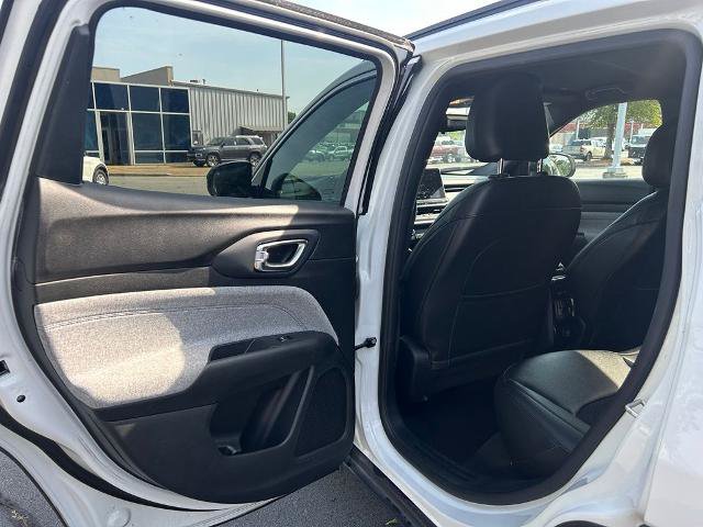 Used 2024 Jeep Compass Latitude AWD/4WD image 26