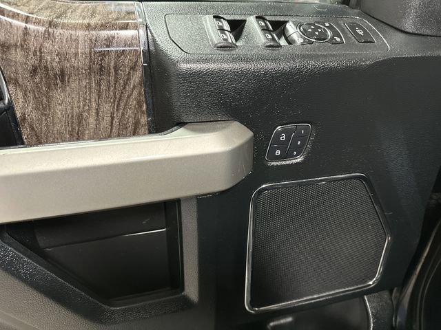 Certified 2017 Ford F250 Lariat w/ Chrome Package image 29