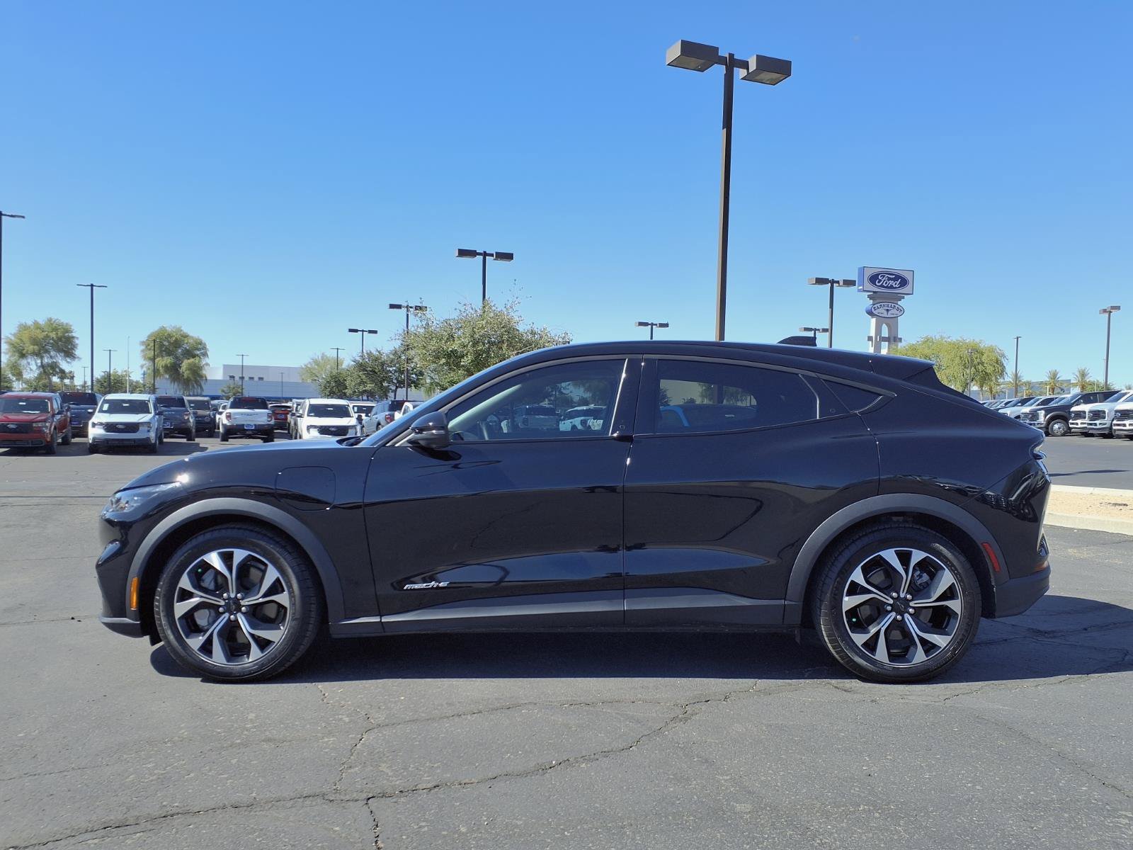 Certified 2025 Ford Mustang Mach-E Select RWD image 3