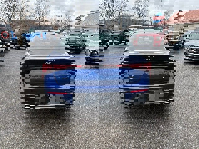 Used 2025 Kia K5 GT-Line w/ GT-Line Premium Package image 3